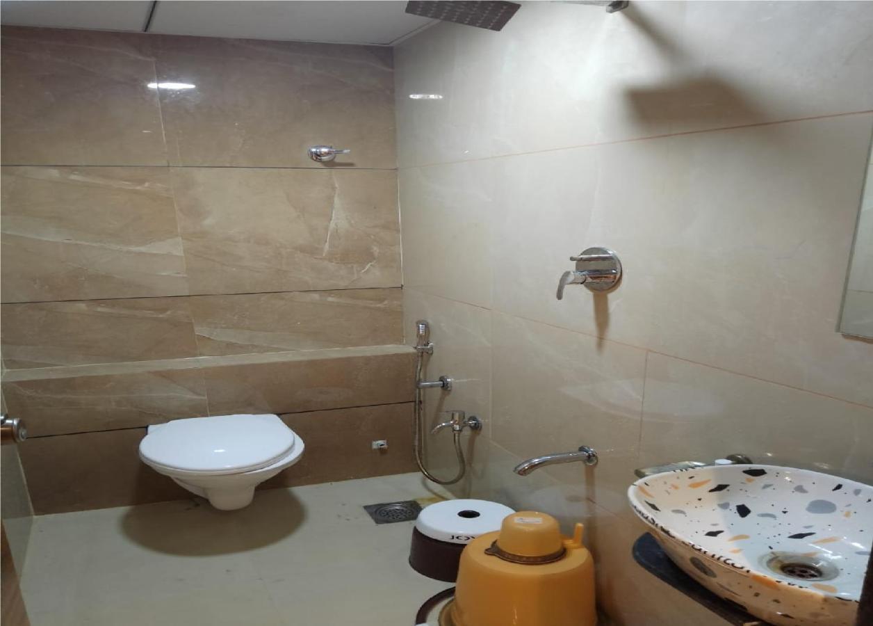 Hotel Lotus Villa Ahmedabad Exteriör bild